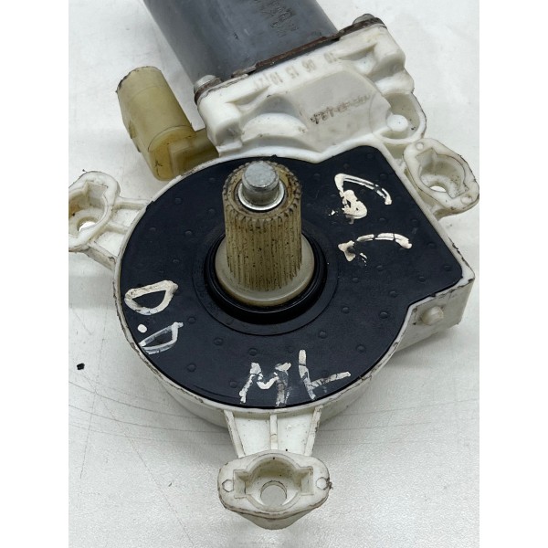 Motor Da Máquina De Vidro Dianteira Direita Vw Voyage 2018