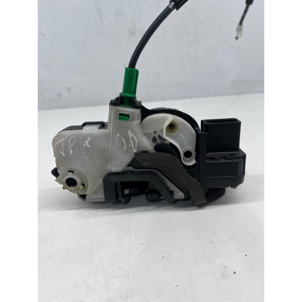 Fechadura Dianteira Direita Chevrolet Tracker 2012 A 2016