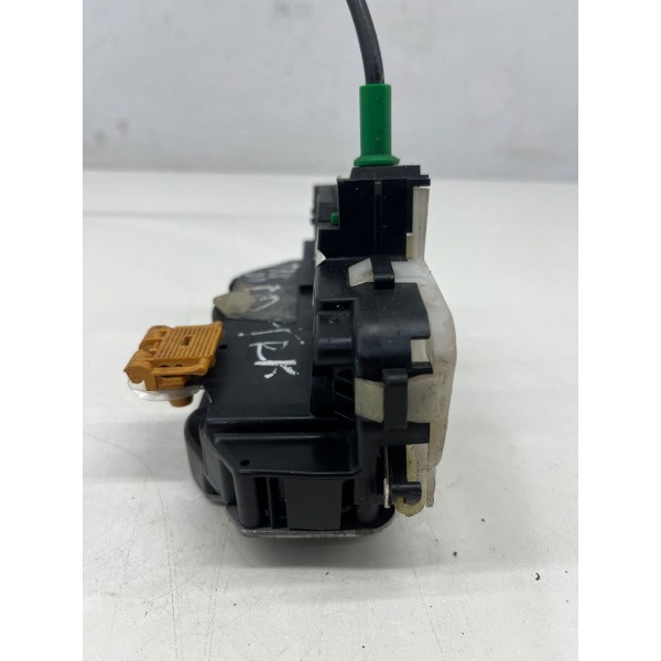 Fechadura Dianteira Direita Chevrolet Tracker 2012 A 2016