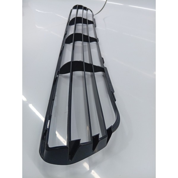 Grade Frontal Citroen C4 2003 9615916080