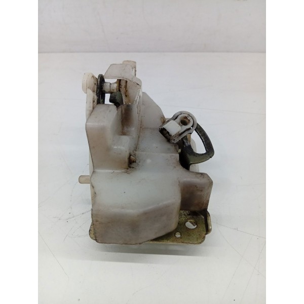 Fechadura Traseira Esquerda Mitsubishi  L200 1996 A 2011