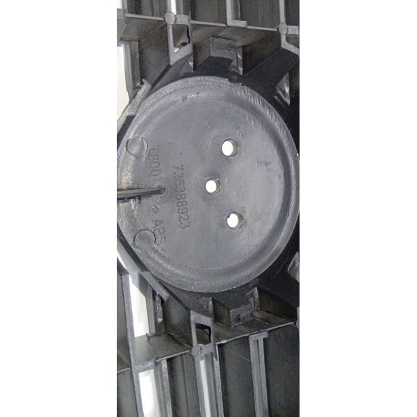 Grade Frontal Fiat Linea 2009 A 2013 735388923