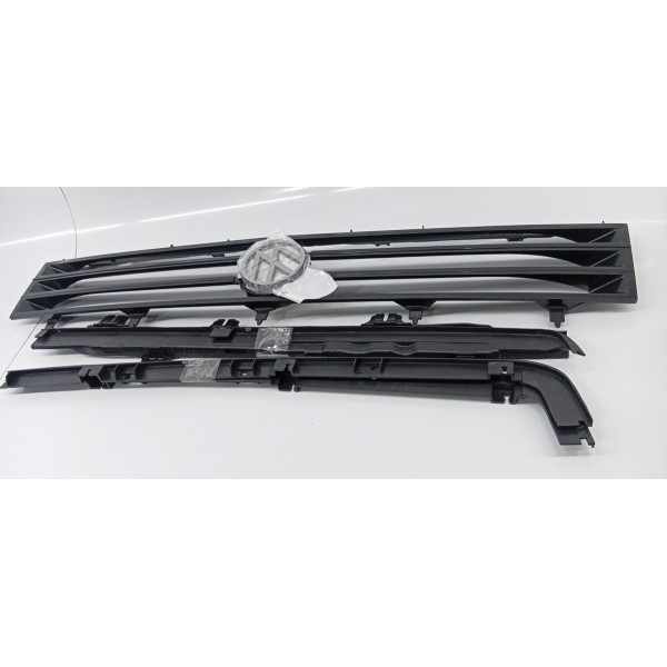 Grade Frontal Radiador Com Frisos Gol 1987 A 1990