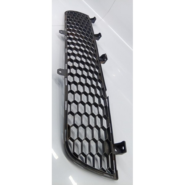 Grade Central Parachoque L200 Triton 2007 A 2010 Com Detalhe