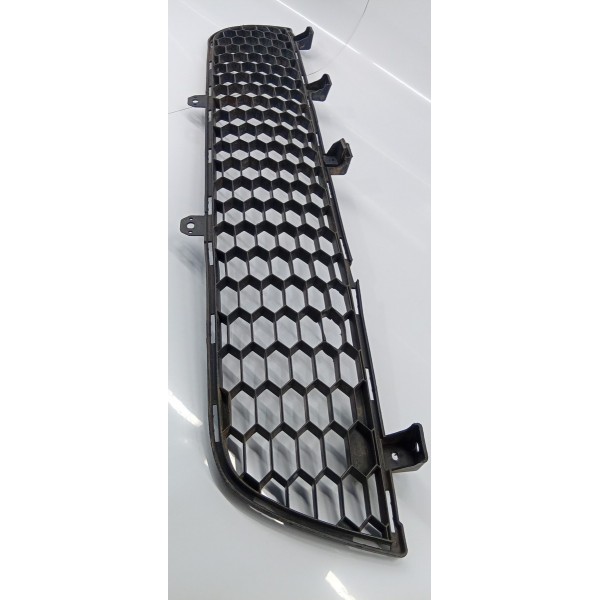 Grade Central Parachoque L200 Triton 2007 A 2010 Com Detalhe