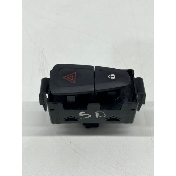 Botão Pisca Alerta Trava Renault Logan  2014  A 2020