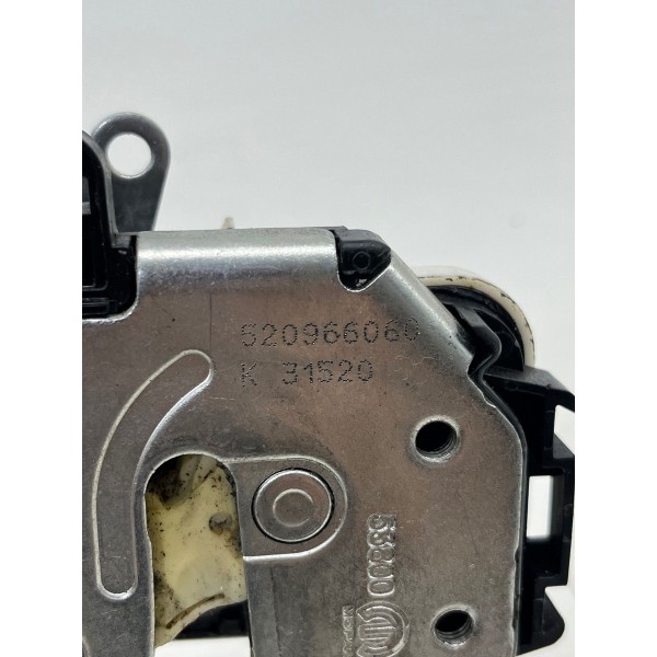 Fechadura Porta Traseira Esquerda Fiat Argo 2020 A 2022