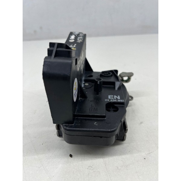 Fechadura Dianteira Esquerda Chevrolet Corsa 2002 A 2012