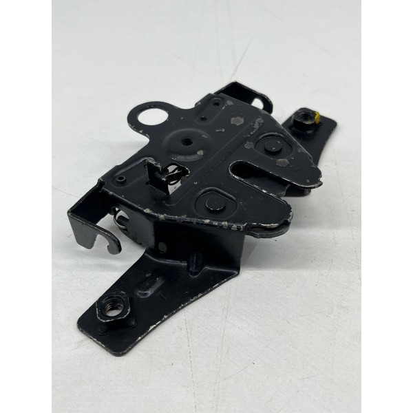 Fechadura Capô Nissan March 2011 A  2013