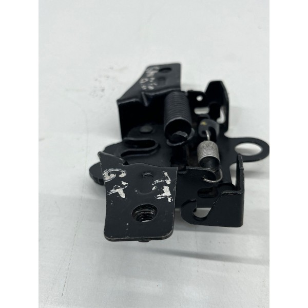 Fechadura Capô Nissan March 2011 A  2013