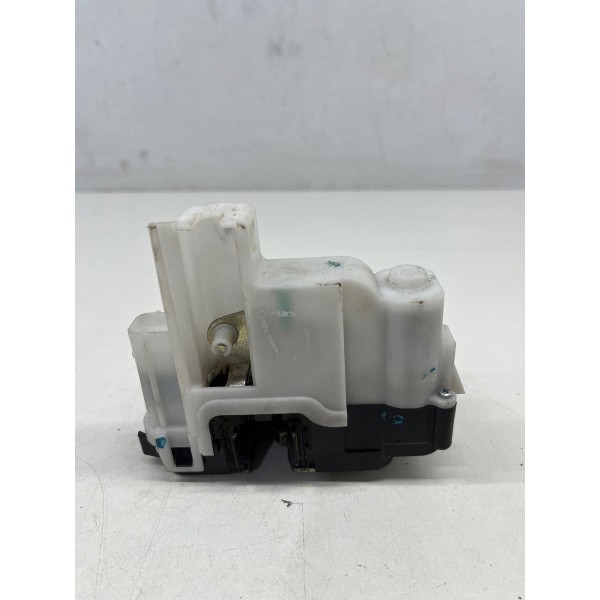 Fechadura Traseira Esquerda Fiat  Palio 2012 A 2018