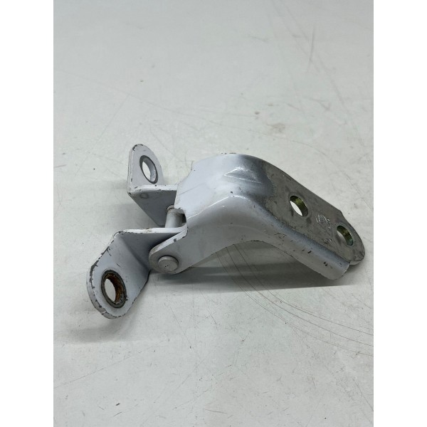 Dobradiça Inferior Porta Traseira Direita Kia Cerato 2011