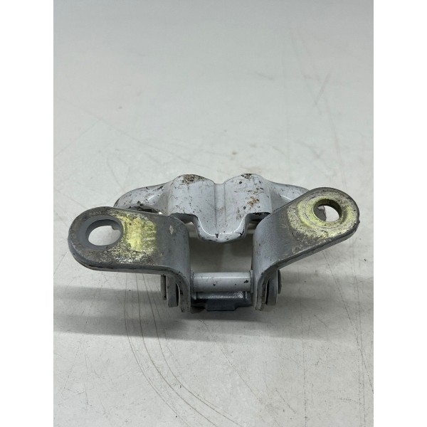 Dobradiça Porta Tras. Direita Chevrolet Onix 2020 2023