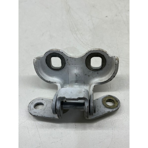 Dobradiça Porta Dianteira Direita Chevrolet Tracker 2021