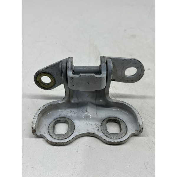 Dobradiça Porta Dianteira Direita Chevrolet Tracker 2021