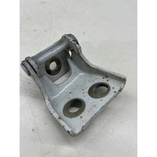 Dobradiça Porta Dianteira Direita Renault Kwid 2020