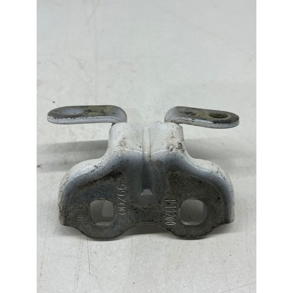 Dobradiça Porta Dianteira Direita Chevrolet Onix 2020