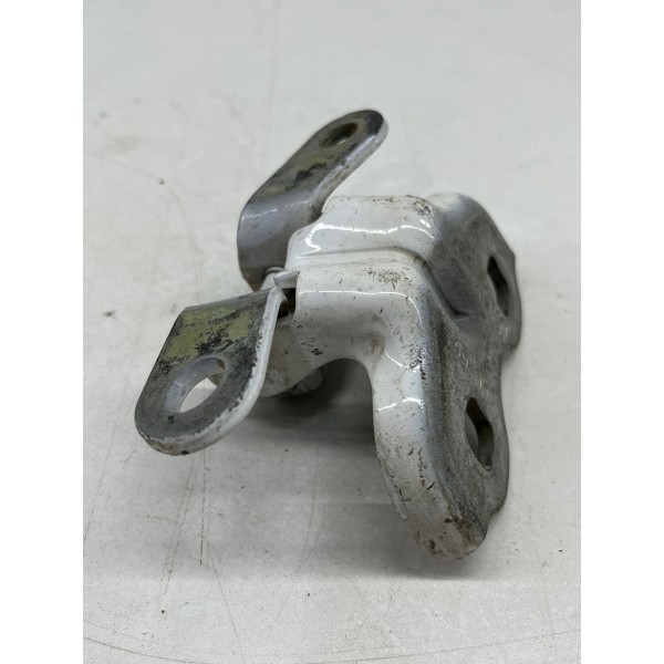 Dobradiça Porta Dianteira Direita Chevrolet Onix 2020