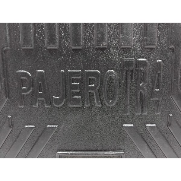 Protetor De Porta Malas Para Mitsubishi Pajero 2004 A 2015