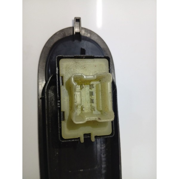 Botão De Vidro Dianteiro Ld Renault Duster 2015 A 2020