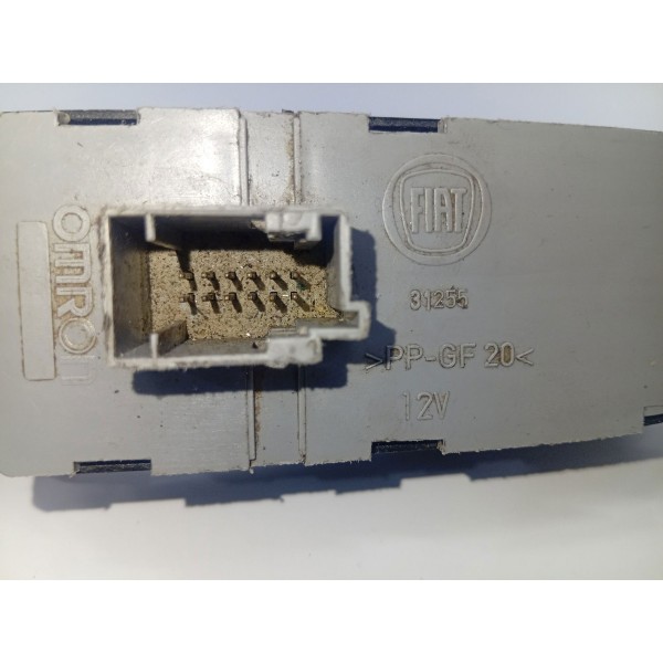 Botão Farol De Milha Desemb. Fiat Grand Siena 2012 A 2021