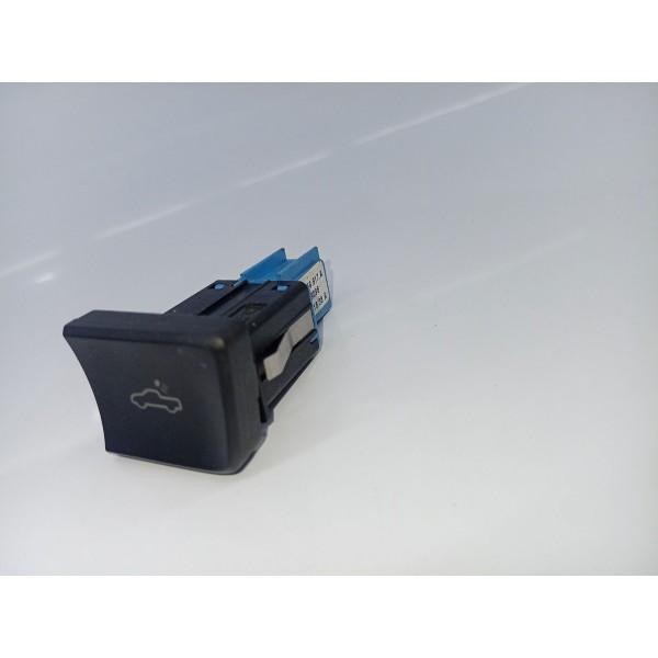 Botão Luz Da Caçamba Volkswagen Saveiro  2015 A 2017