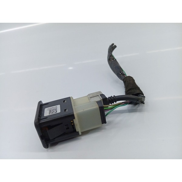 Conector Usb Auxiliar Chevrolet Cobalt 2012 A 2016