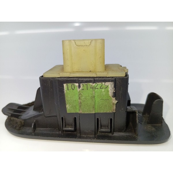 Botão Porta Traseira Esquerda Renault Duster 2017 A 2019