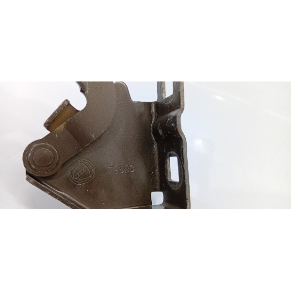 Braço Dobradiça Capô Esquerdo Fiat Idea 2003 A 2011