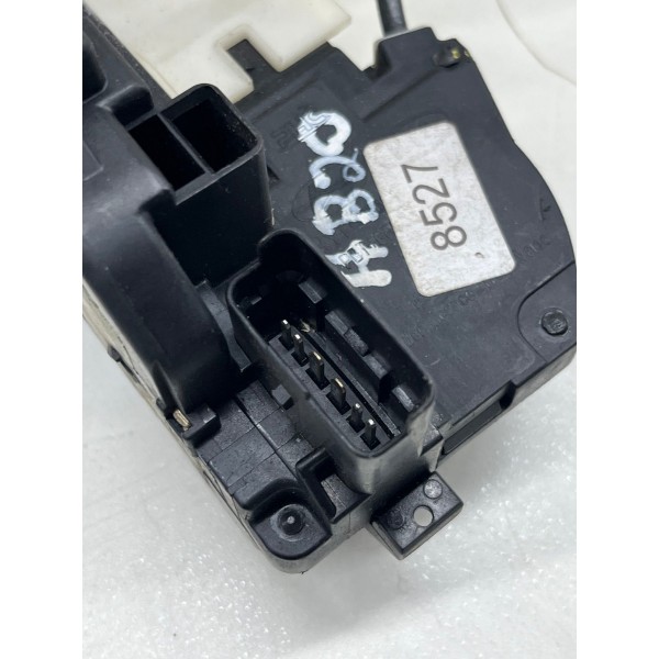 Fechadura Porta Dianteira Esquerda Hyundai I30 2008 A 2012