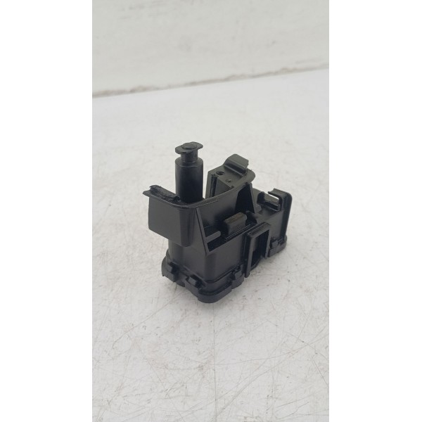 Trava Eletrica Tampa Combustível Jetta Golf Polo C/detalhe