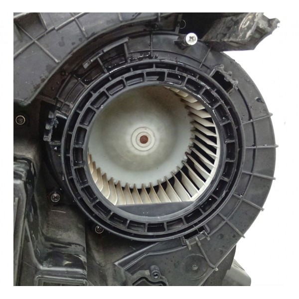 Caixa Evaporadora De Ar Fiat Gran Siena 1997 A 2016 Detalhe