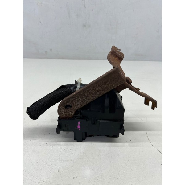 Caixa De Fusível Externa Honda Hr-v 2016 A 2020