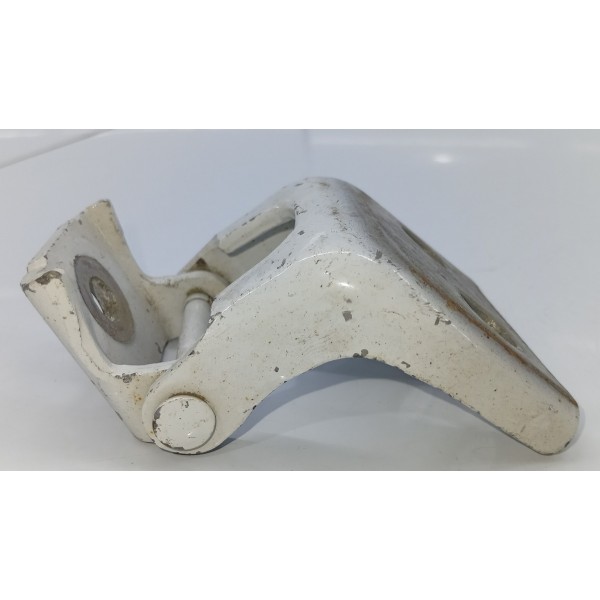 Dobradiça Porta Dianteira Direita Renault Kwid 2017 A 2022