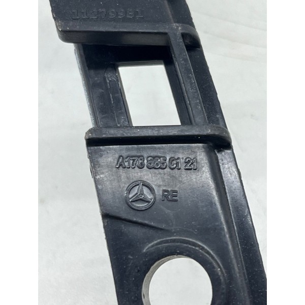 Guia Dir. Parachoque Tras. Mercedes Benz A200 2015