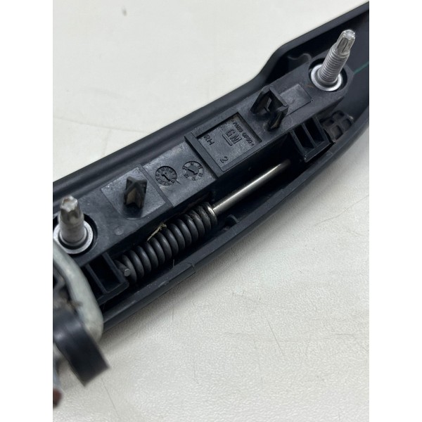 Maçaneta Ex. Tras. Dir.  Chevrolet Onix 2014 A 2019