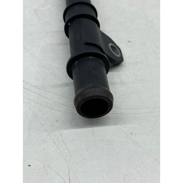 Tubo Cano Agua Coletor Chevrolet Onix   2013 À 2017