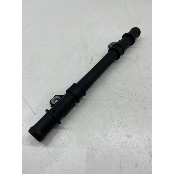 Tubo Cano Agua Coletor Chevrolet Onix   2013 À 2017