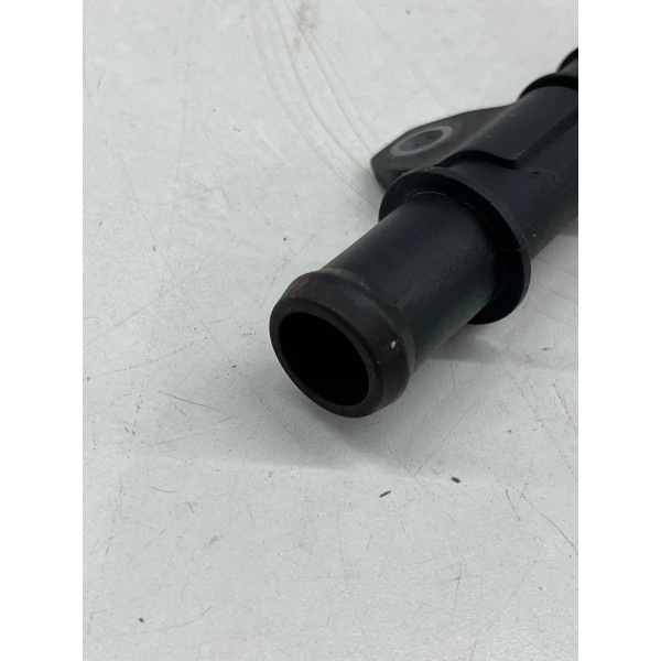 Tubo Cano Agua Coletor Chevrolet Onix   2013 À 2017