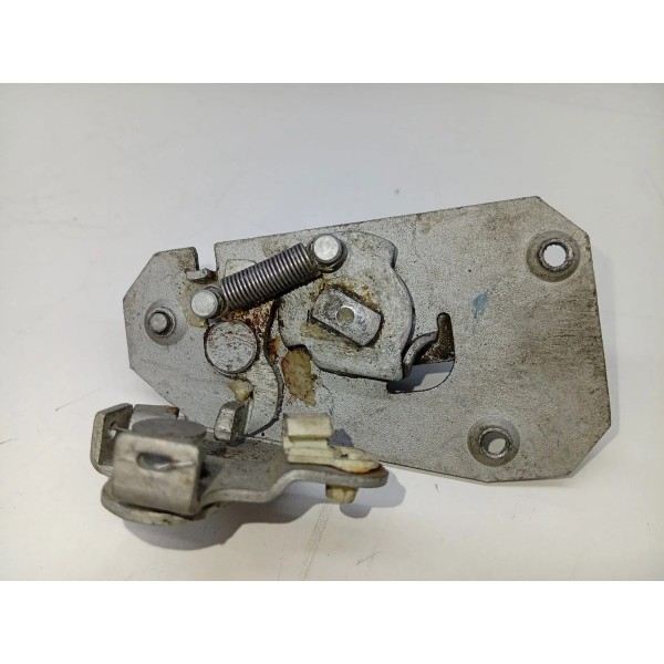 Fechadura Tampa Porta Malas Volkswagen Saveiro 2000 A 2005