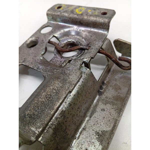 Gancho Fechadura Capo Fiat Strada 2008 A 2018