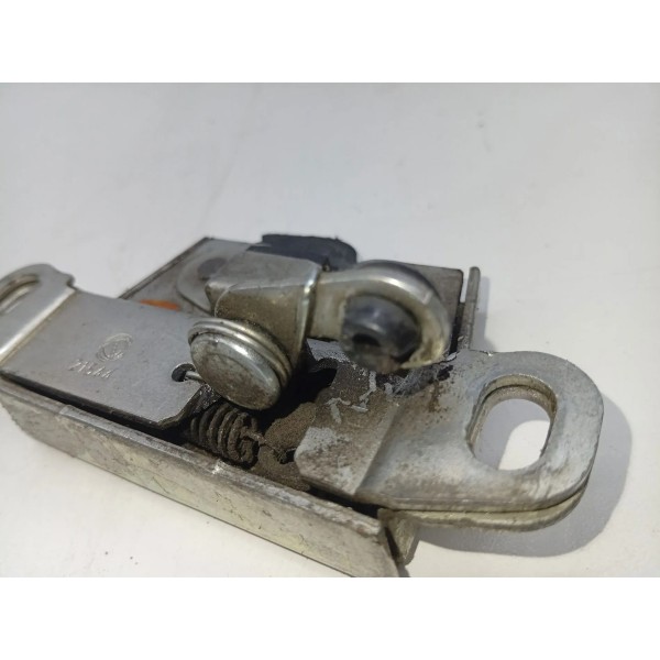 Fechadura Direita Tampa Traseira Fiat Strada 2020 A 2023