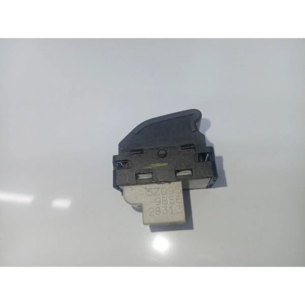 Botão Vidro Volkswagen Voyage 2014 A 2016