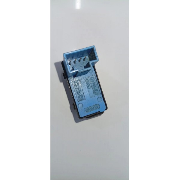 Interruptor Trava Destrava Porta Volkswagen Up 2014 A 2017