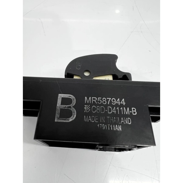 Botão Comando V. Elét. Tras. Dir. Mitsubishi Asx 2014 A 2015