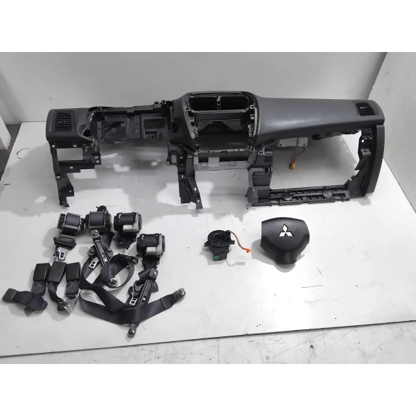 Painel Tabelier Mitsubishi Asx 2014 A 2015