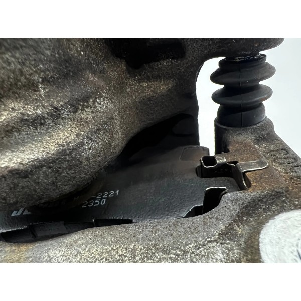 Pinça Freio Traseira Esquerda Mitsubishi Asx 2014 A 2015