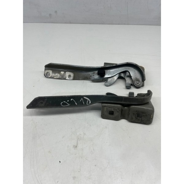 Par De Dobradiças Capô Palio Attractive Punto 2011 A 2017