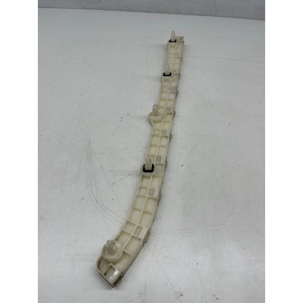 Suporte Do Para-choque Traseiro Esquerdo Pajeiro 2010 A 2015