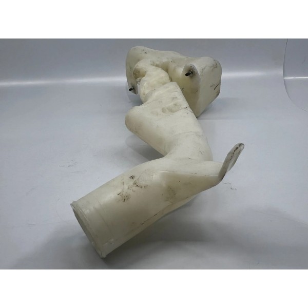 Reservatório Água Para Brisa Volkswagen Saveiro 2012 A 2024